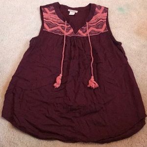 Lucky maroon and coral tank